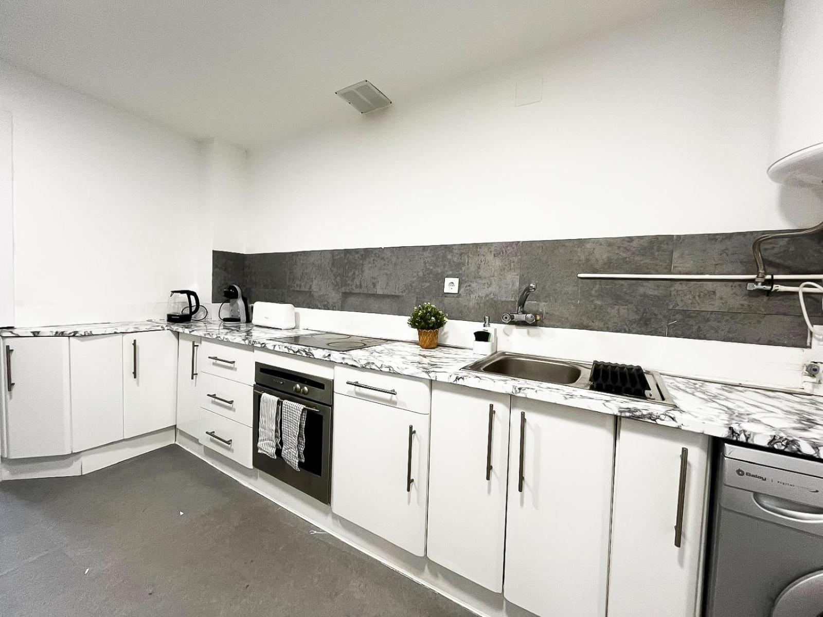 - Callao Ch Hostal Madrid