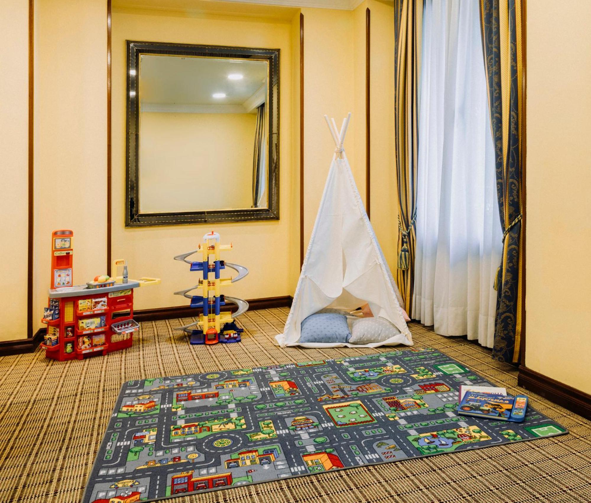 Intercontinental By Ihg Madrid