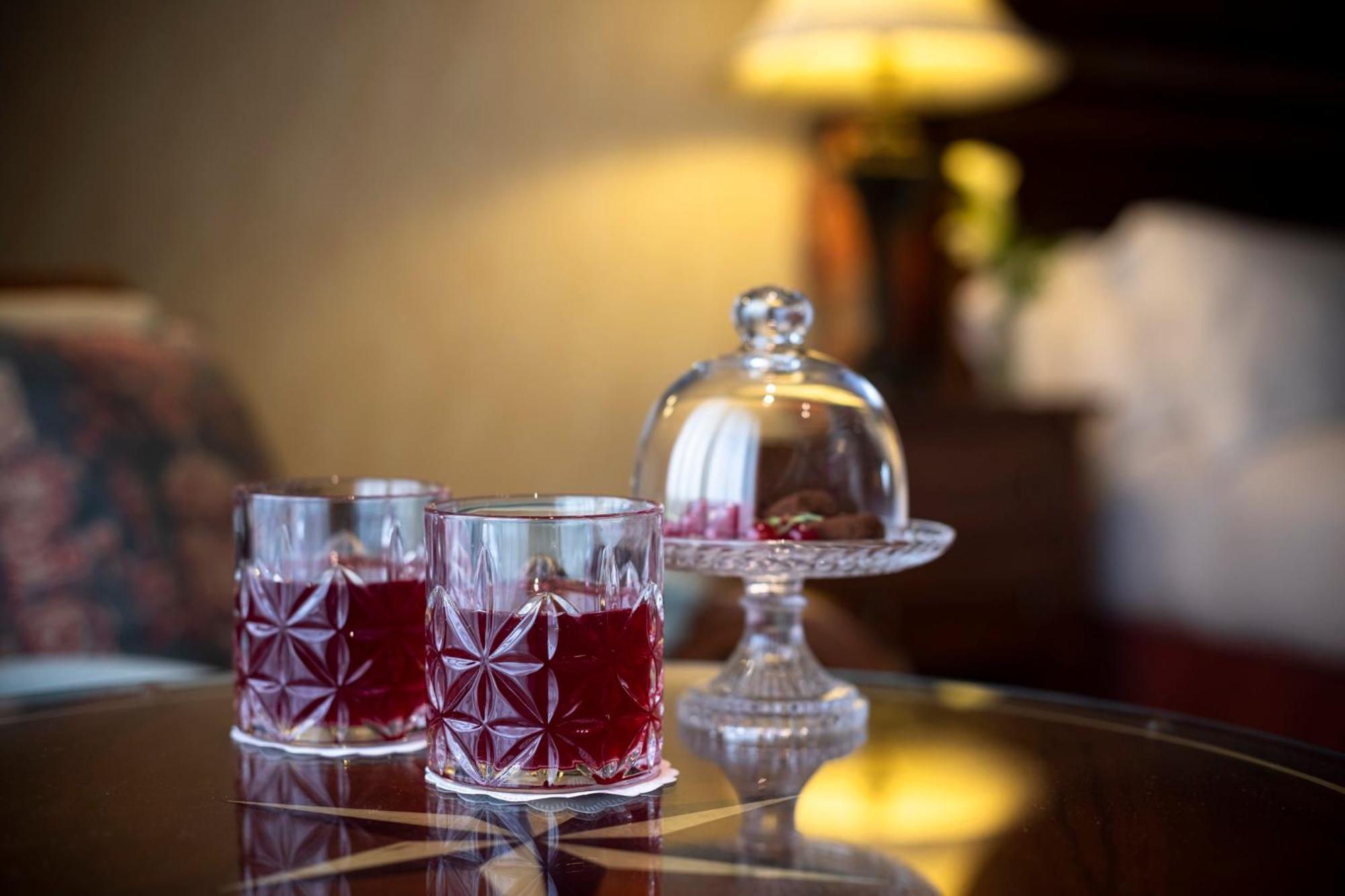 Intercontinental By Ihg Hotel 5*