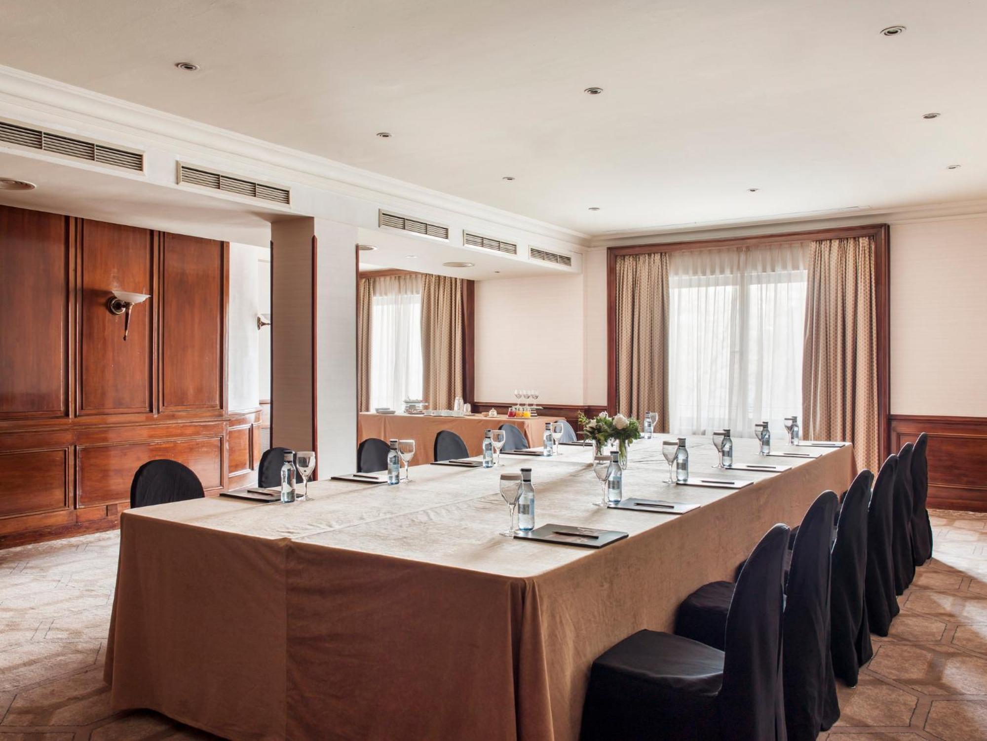 Hotel Intercontinental By Ihg