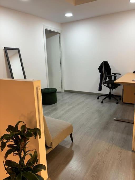 The Special Loft Plaza Castilla Apartamento *