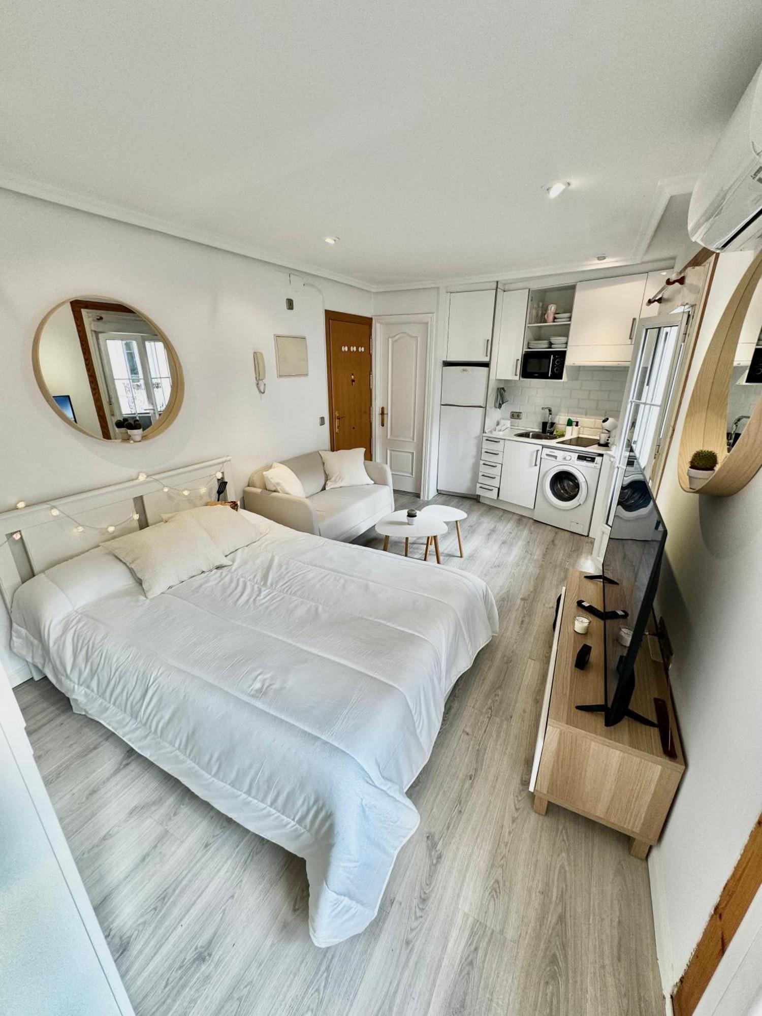 Lovely Balcony Center Apartamento