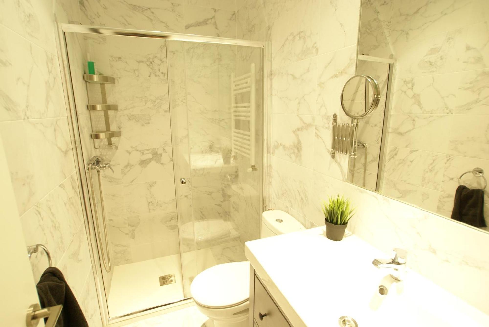 Dplace To Be - Luxury In Historic Center Madrid