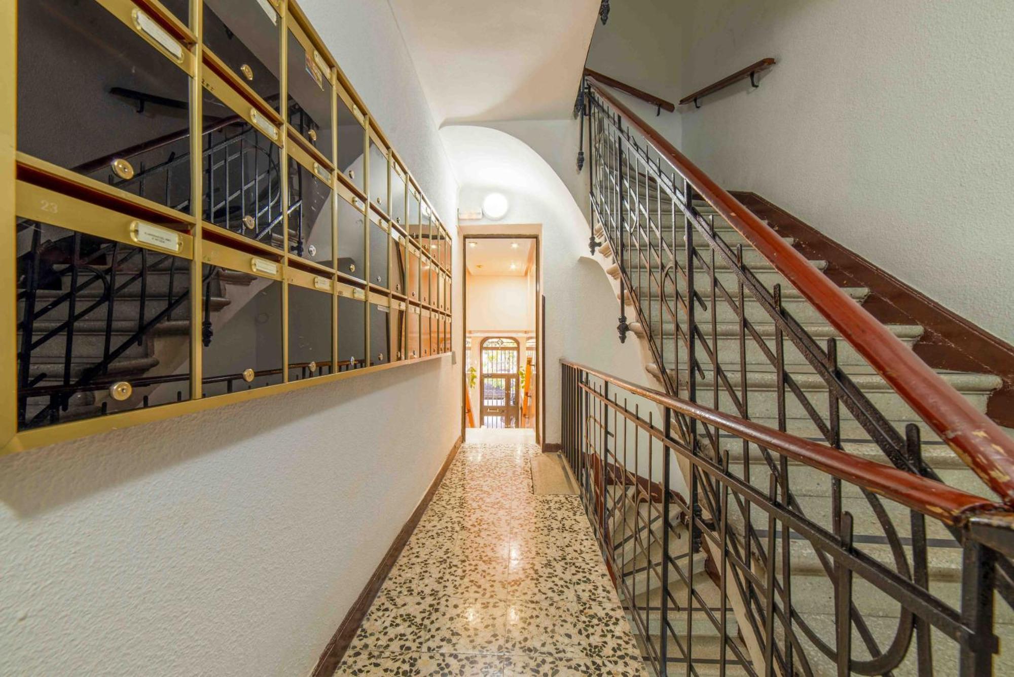 Piso Luminoso En Barrio De Salamanca Apartamento *