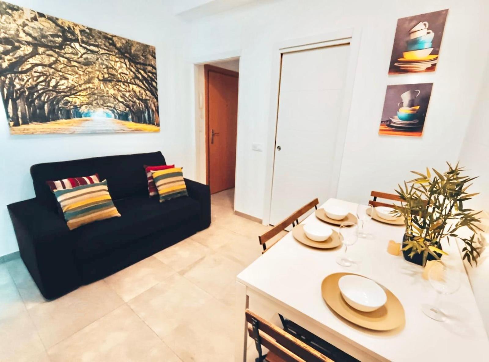 Metro Avenida De America 02 Apartamento *