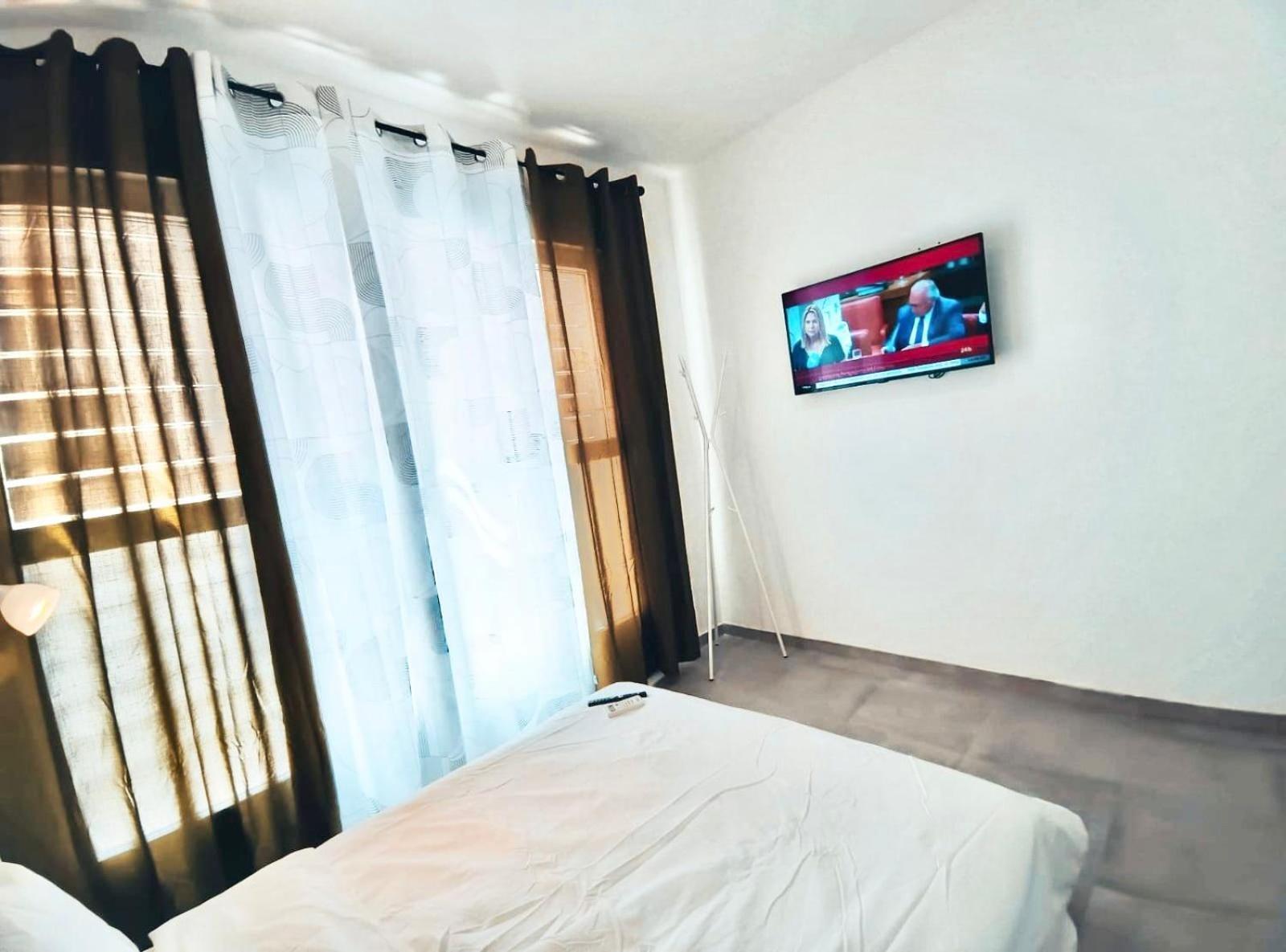 Apartamento Metro Avenida De America 02 Madrid