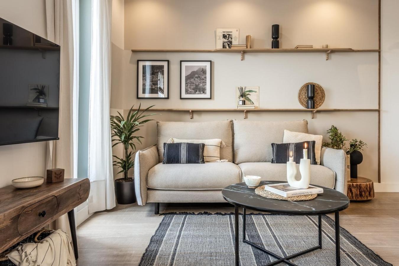 Apartamento Trentola - 3 Bedroom In Malasana *