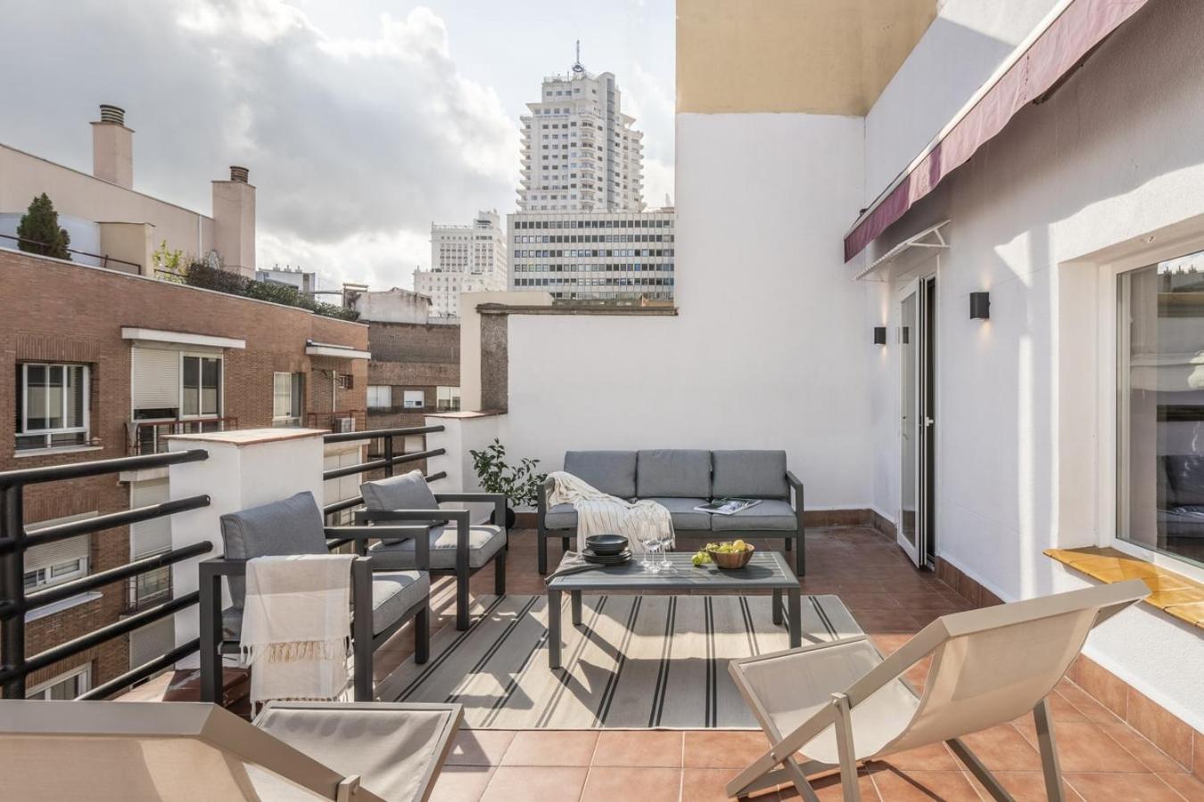 Apartamento Trentola - 3 Bedroom In Malasana Madrid