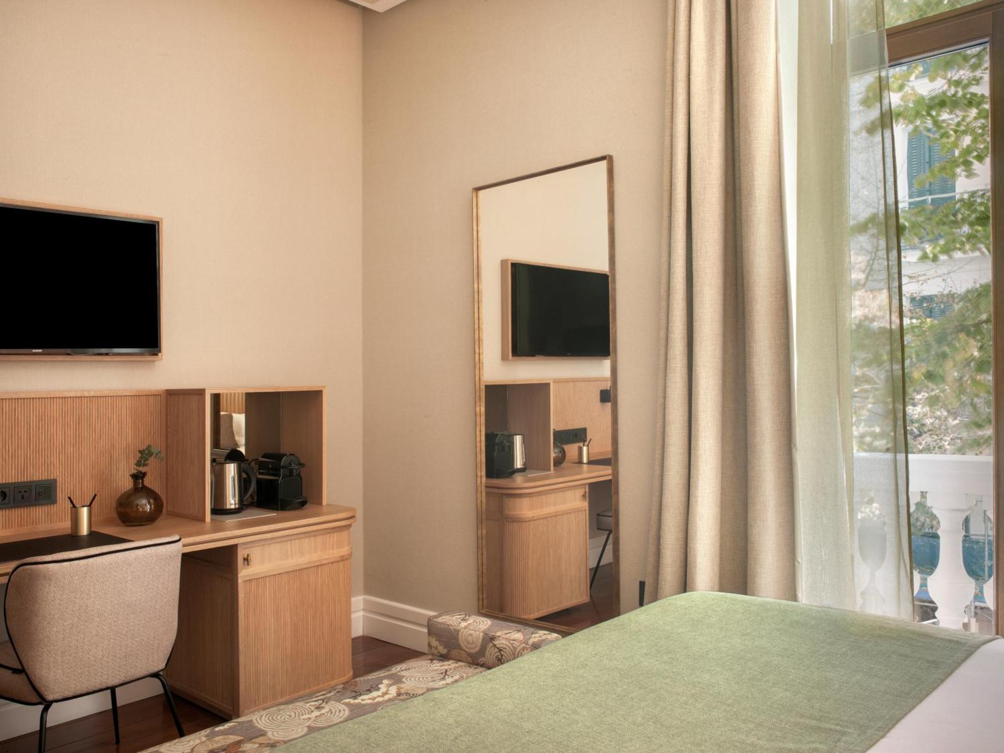 único Madrid, Small Luxury Hotel 5*