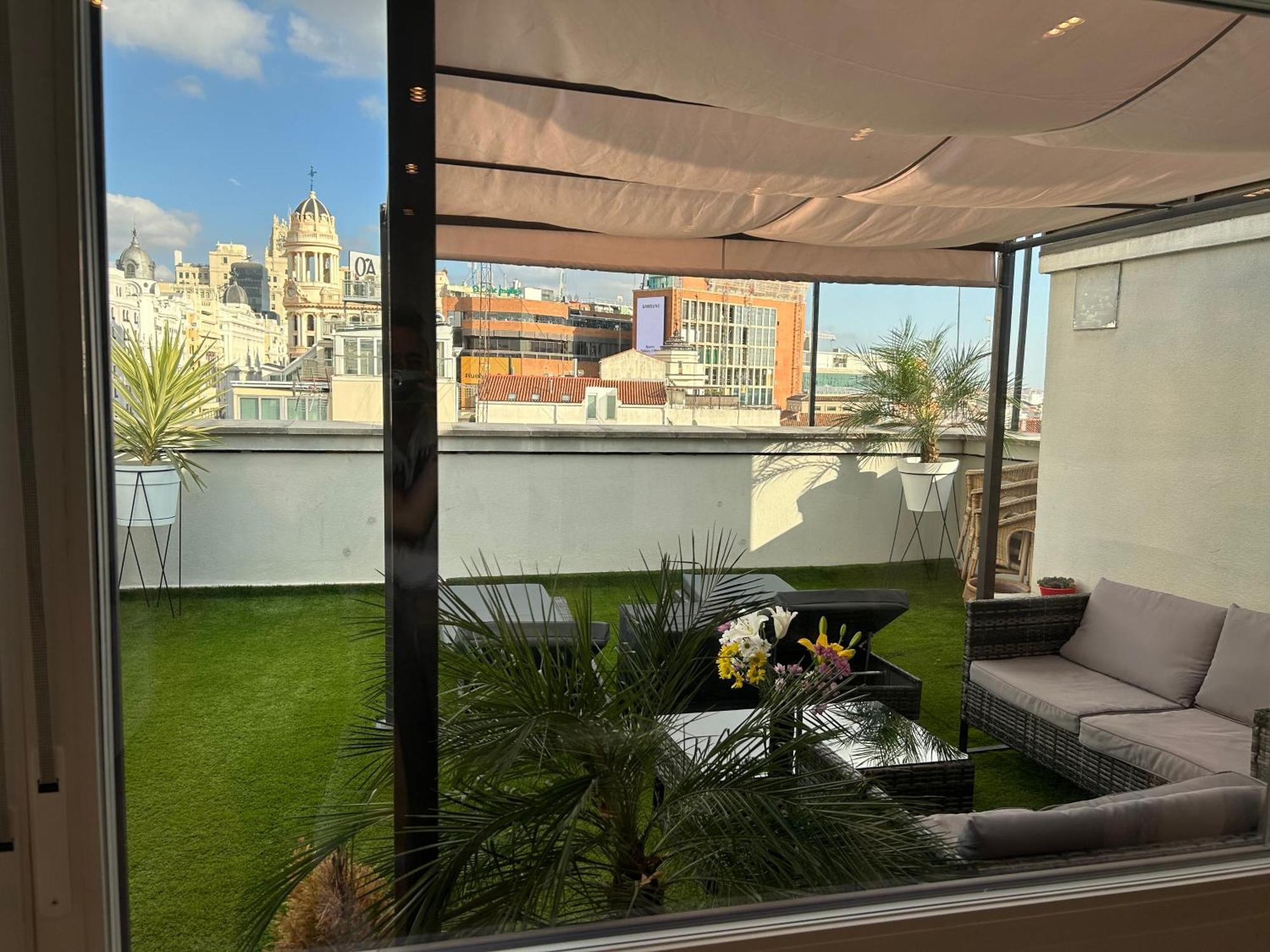 Penthouse View *