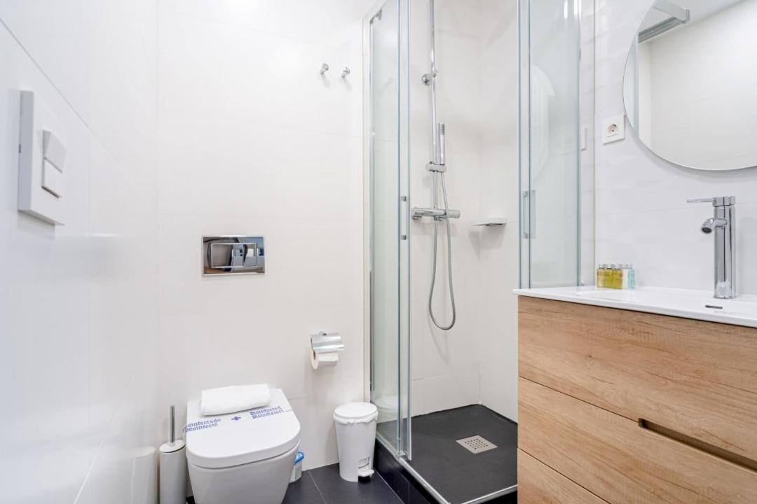3 Bedrooms 2 Bathrooms Furnished - Salamanca - Stylish - Mintystay Apartamento *