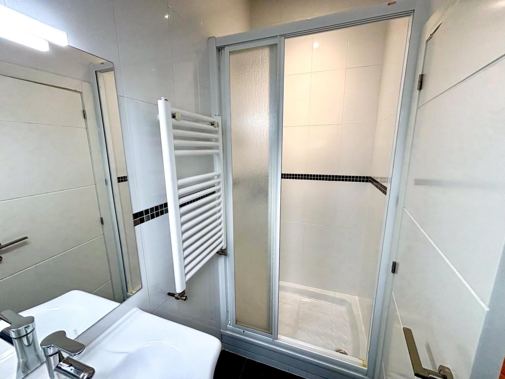 Hostal Onefam