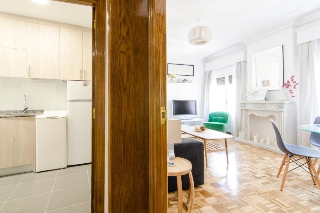 Huertas, 58 Apartment