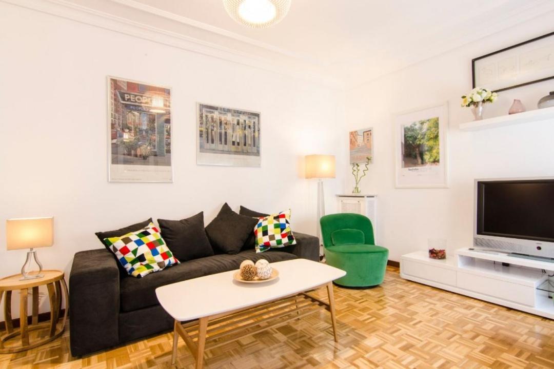 Huertas, 58 Apartment