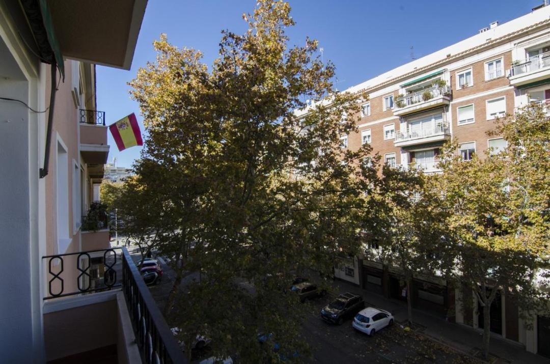 2 Bedrooms 2 Bathrooms Furnished - Bernabeu - Business Area With Terrace - Minty Apartamento Madrid