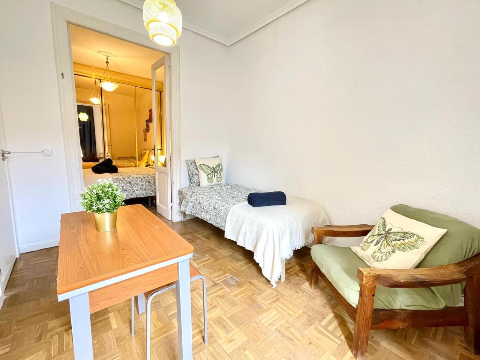 Centric Madera Gran Via Hostal Madrid