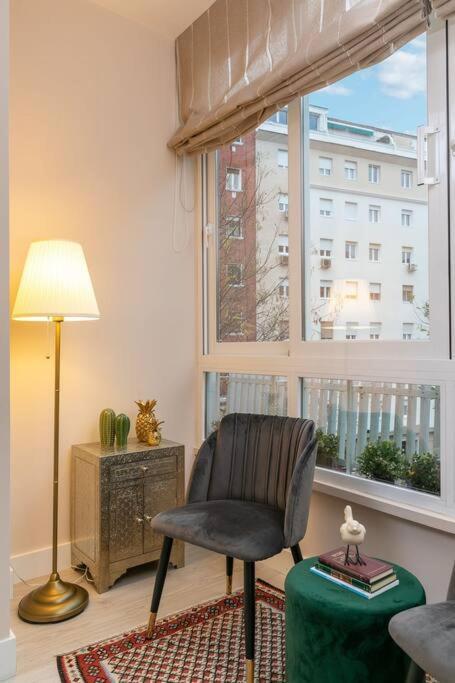 Spacious 3 Bedroom Apartamento