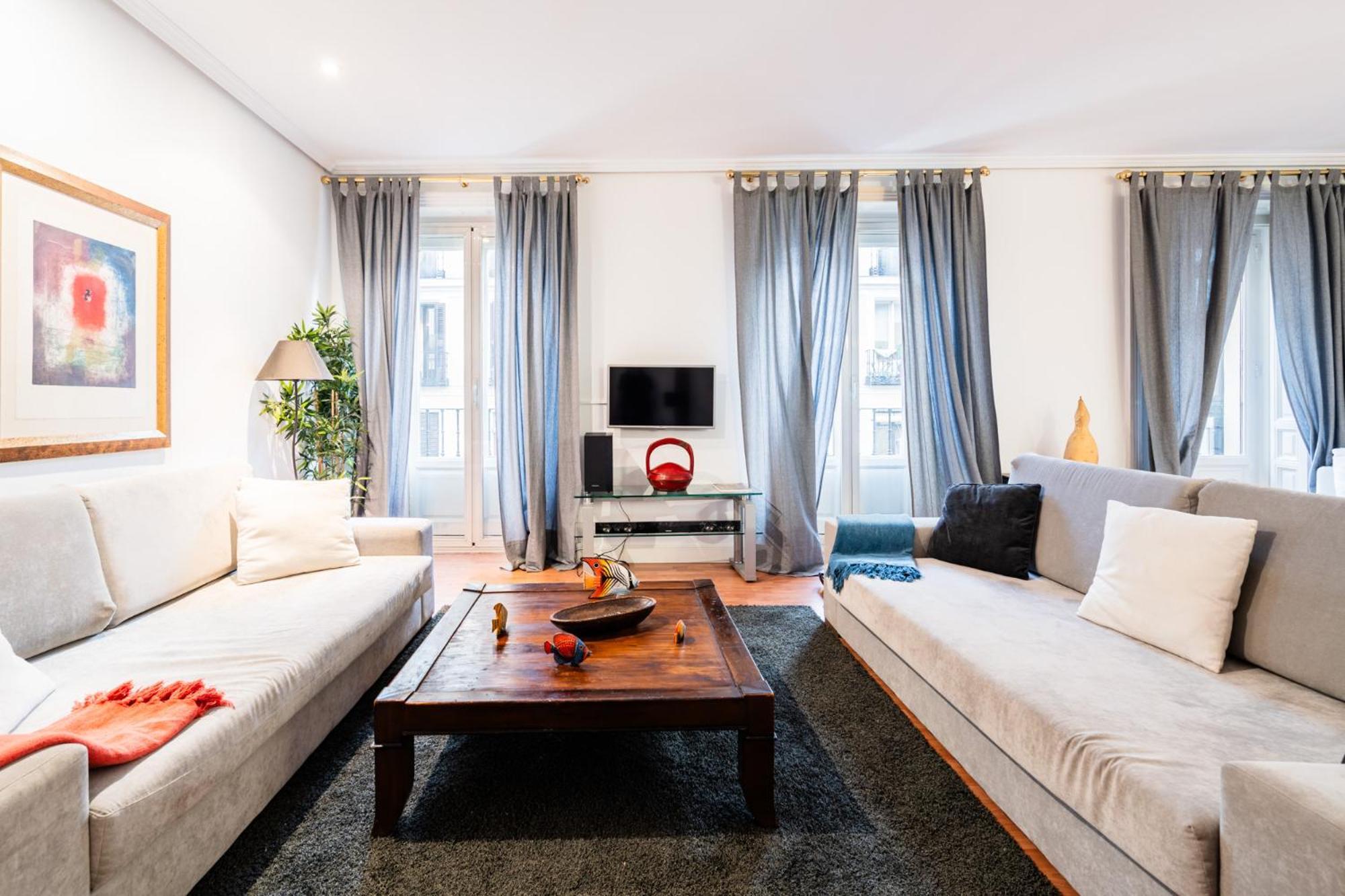 Preciados De Callao Apartamento *