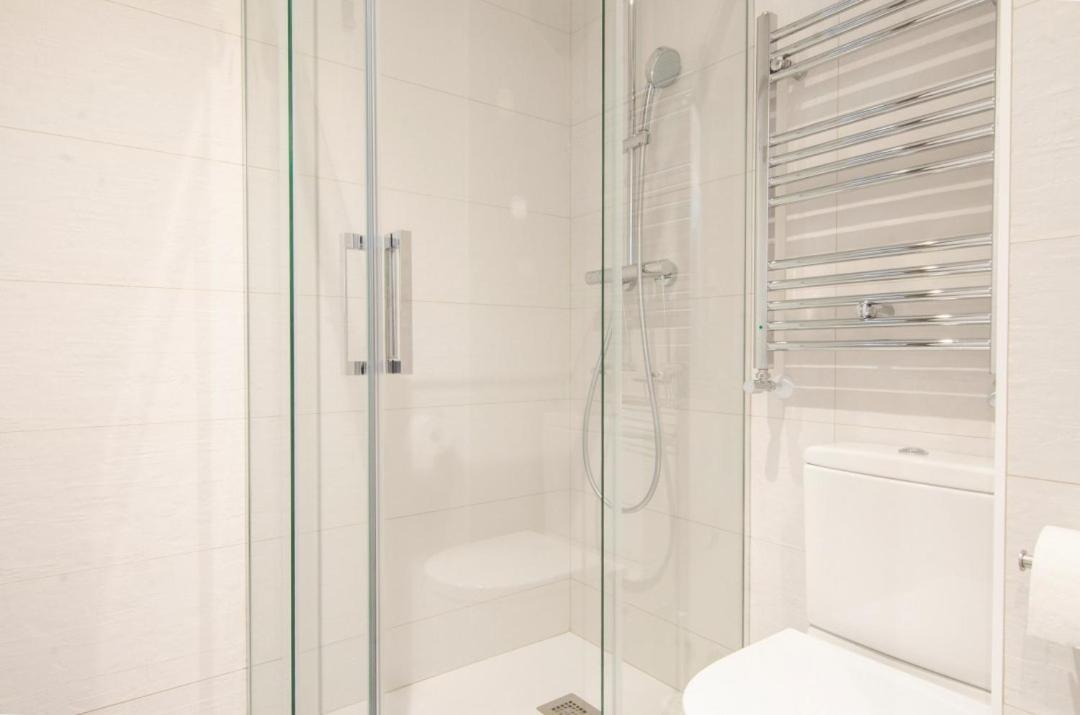 Apartment Modern And Cozy- 2 Bedrooms 2 Bathrooms- San Eugenio- Mintystay