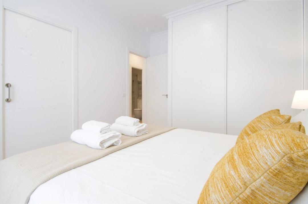 Modern And Cozy- 2 Bedrooms 2 Bathrooms- San Eugenio- Mintystay