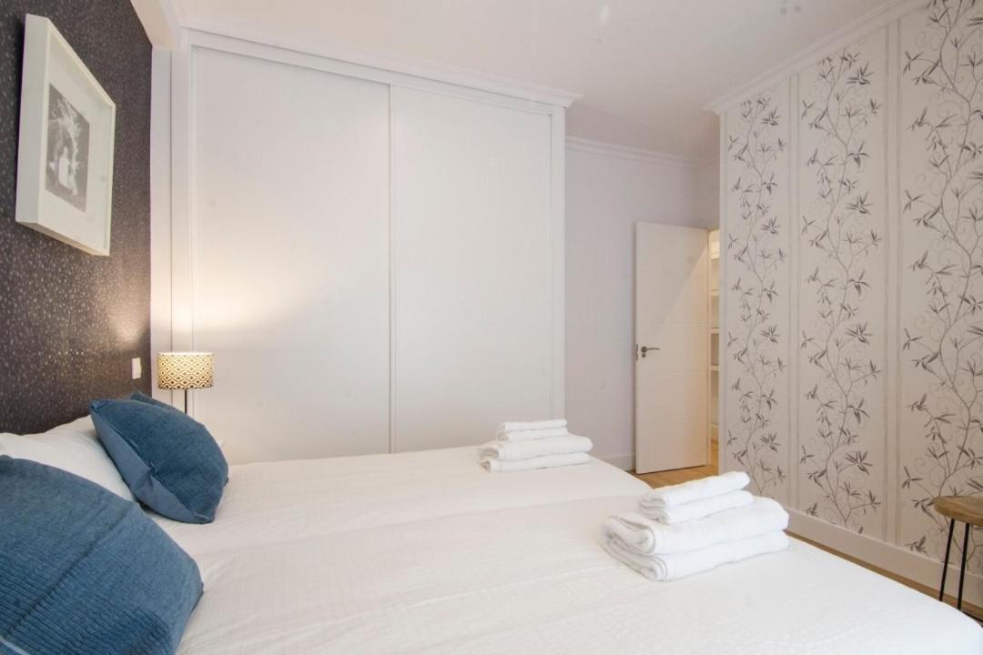 Apartment Modern And Cozy- 2 Bedrooms 2 Bathrooms- San Eugenio- Mintystay *