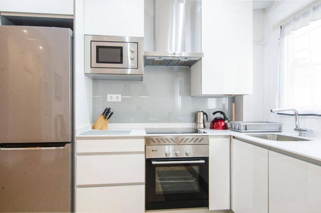 Apartment Modern And Cozy- 2 Bedrooms 2 Bathrooms- San Eugenio- Mintystay *