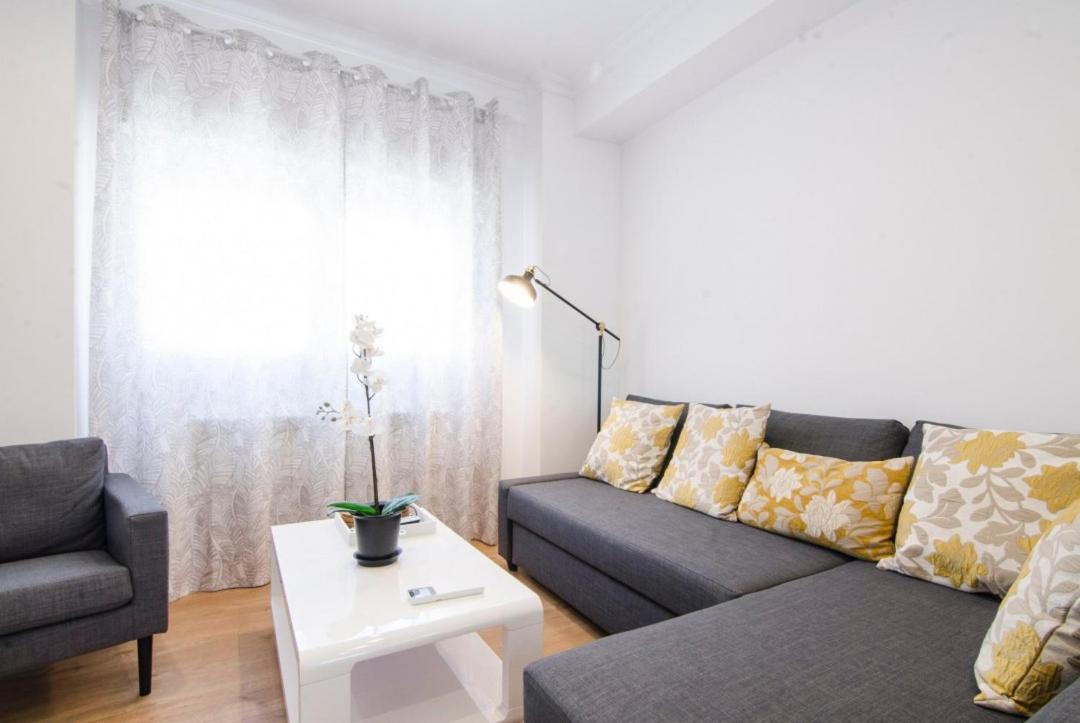 Modern And Cozy- 2 Bedrooms 2 Bathrooms- San Eugenio- Mintystay *