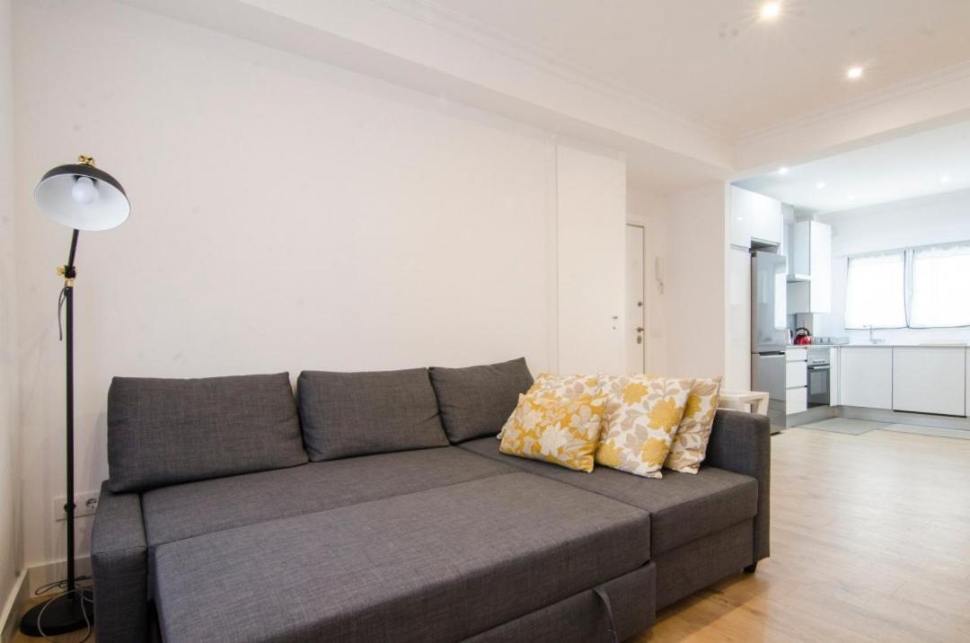 Apartment Modern And Cozy- 2 Bedrooms 2 Bathrooms- San Eugenio- Mintystay