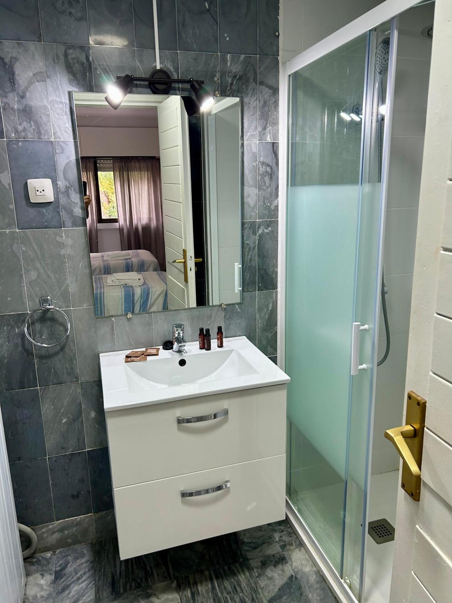 Goya 75 Apartahotel
