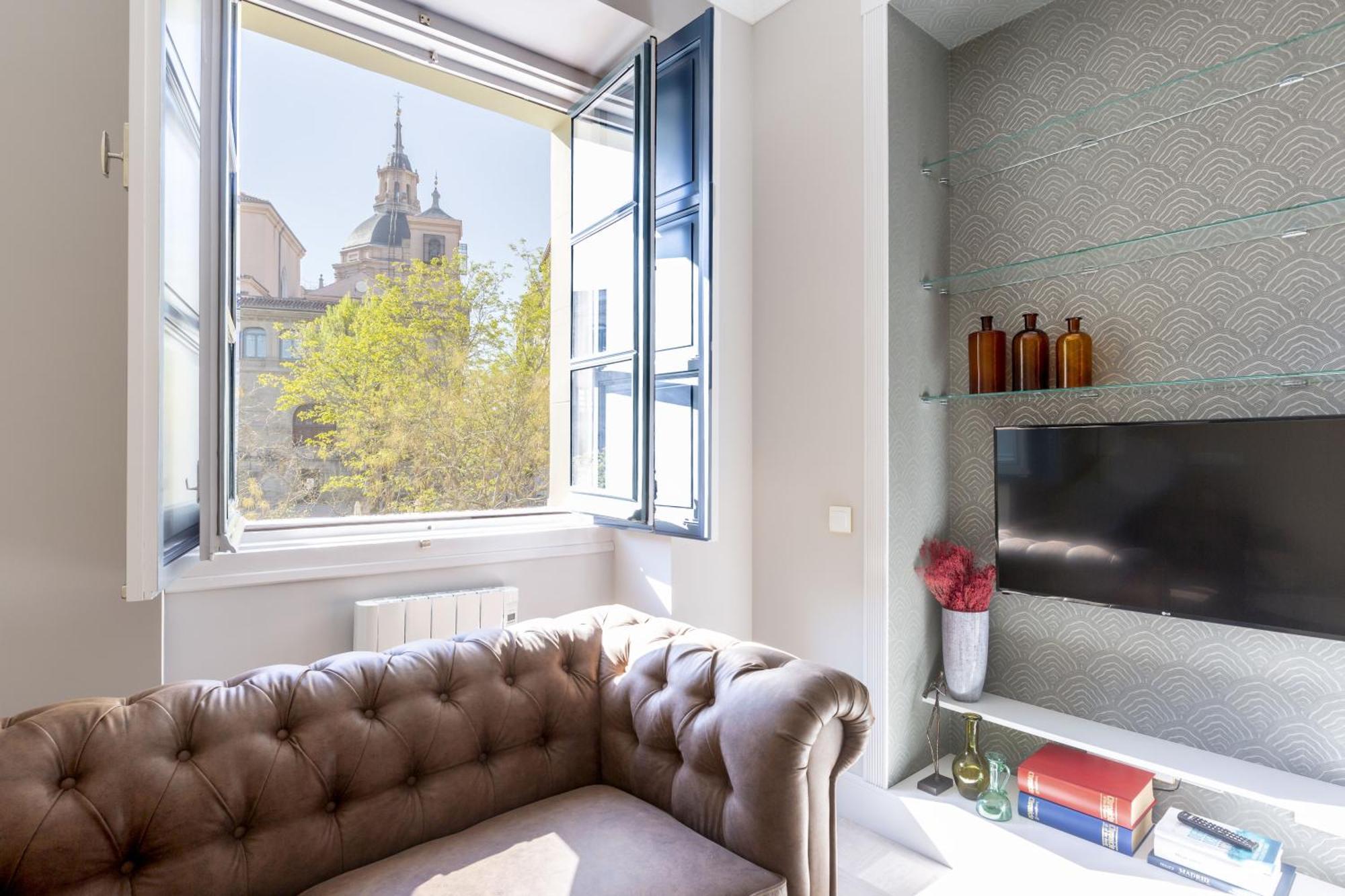 Precioso En La Plaza De La Paja Latina Apartamento Madrid