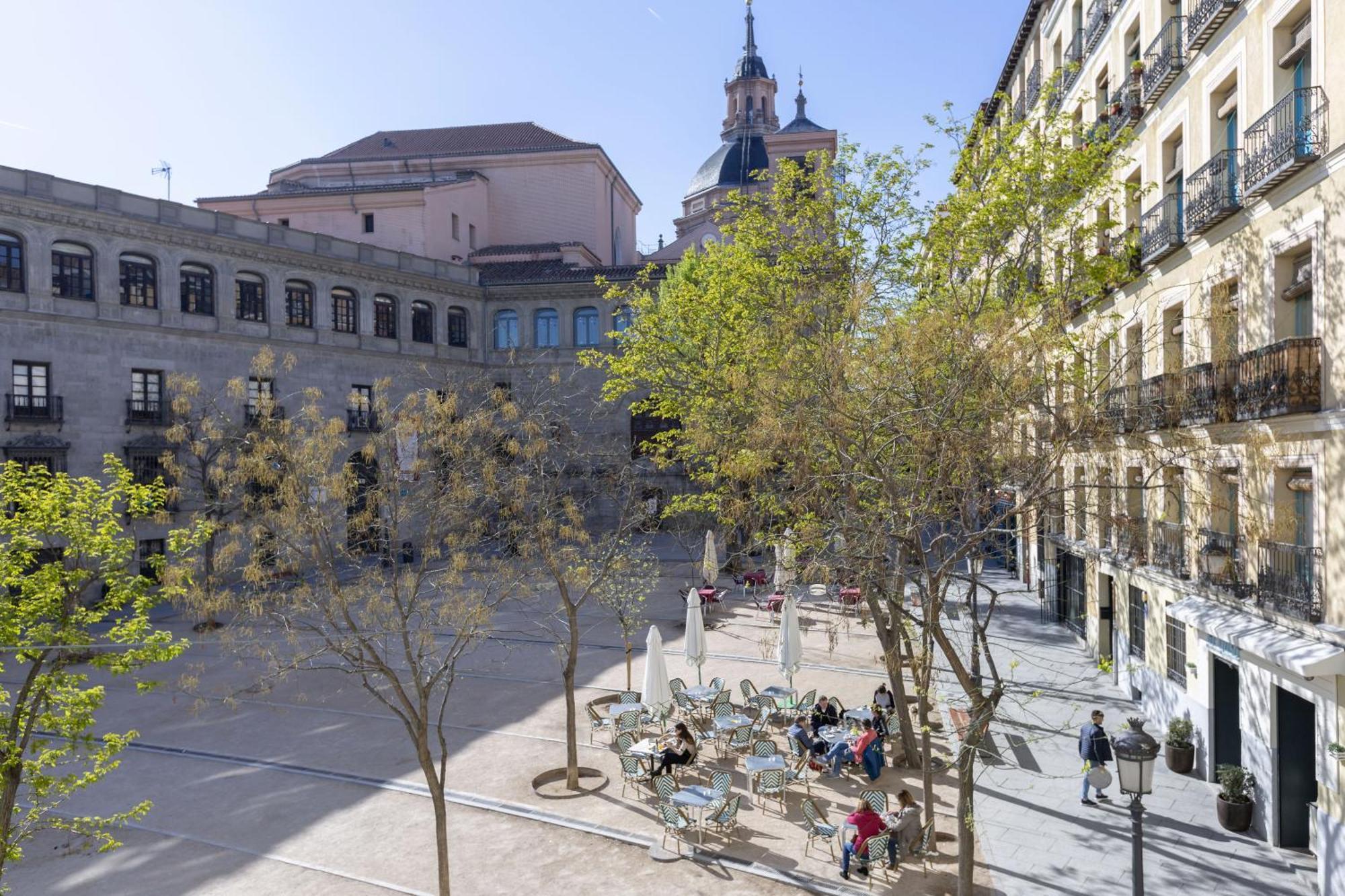 Precioso En La Plaza De La Paja Latina Apartamento