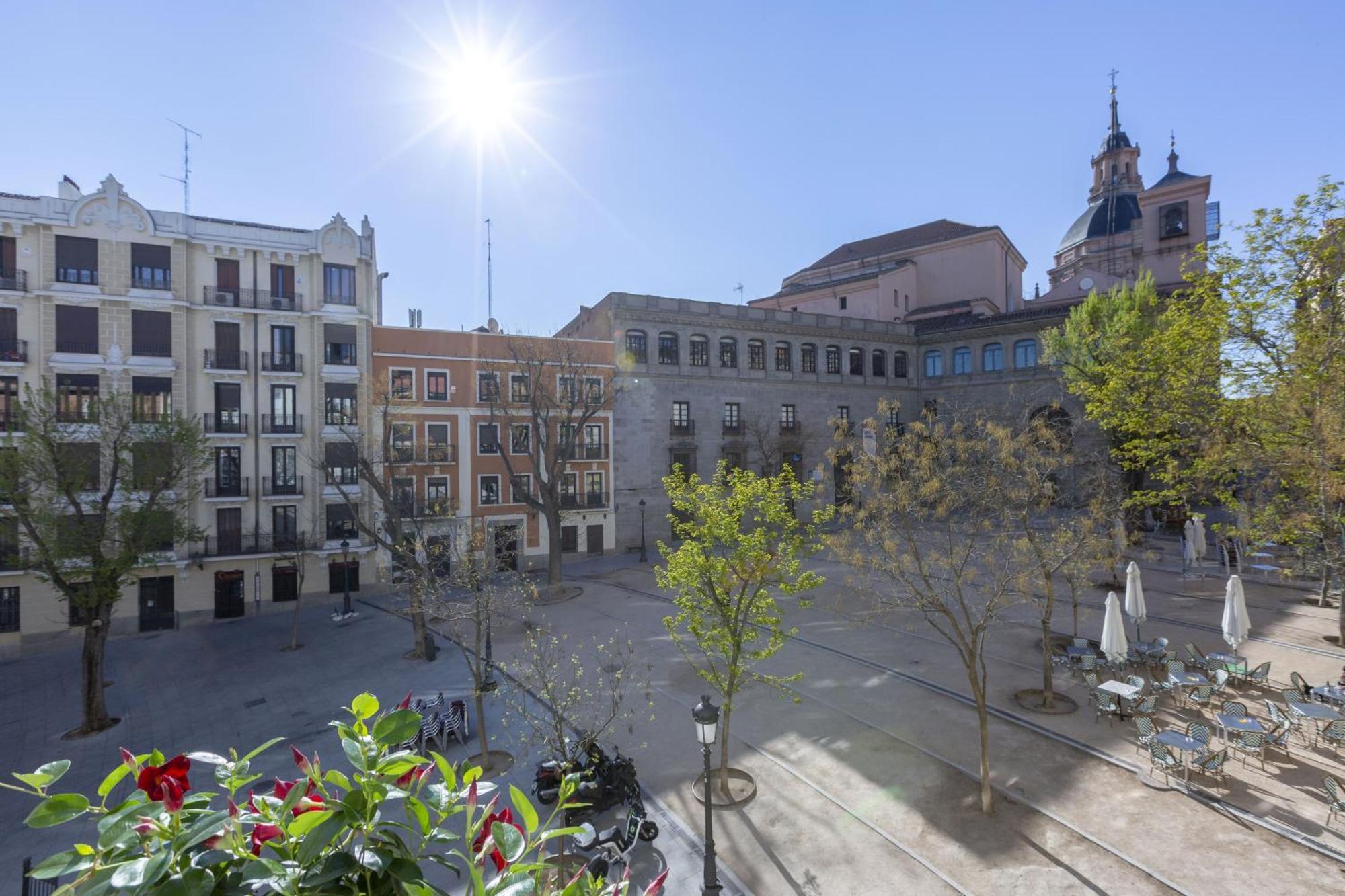 Apartamento Precioso En La Plaza De La Paja Latina Madrid