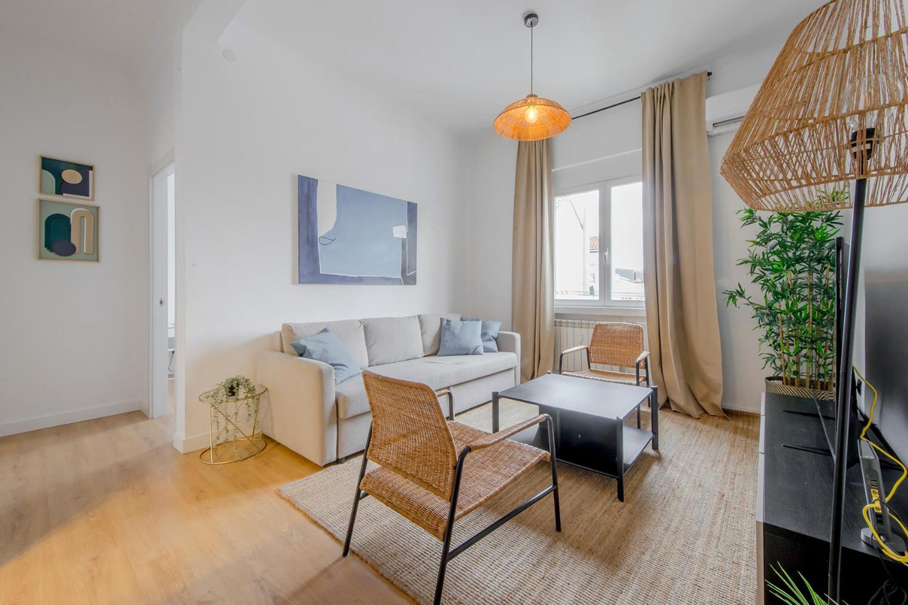 Aventura Y Tradicion En La Latina, Conoce Toledo 77 Apartamento