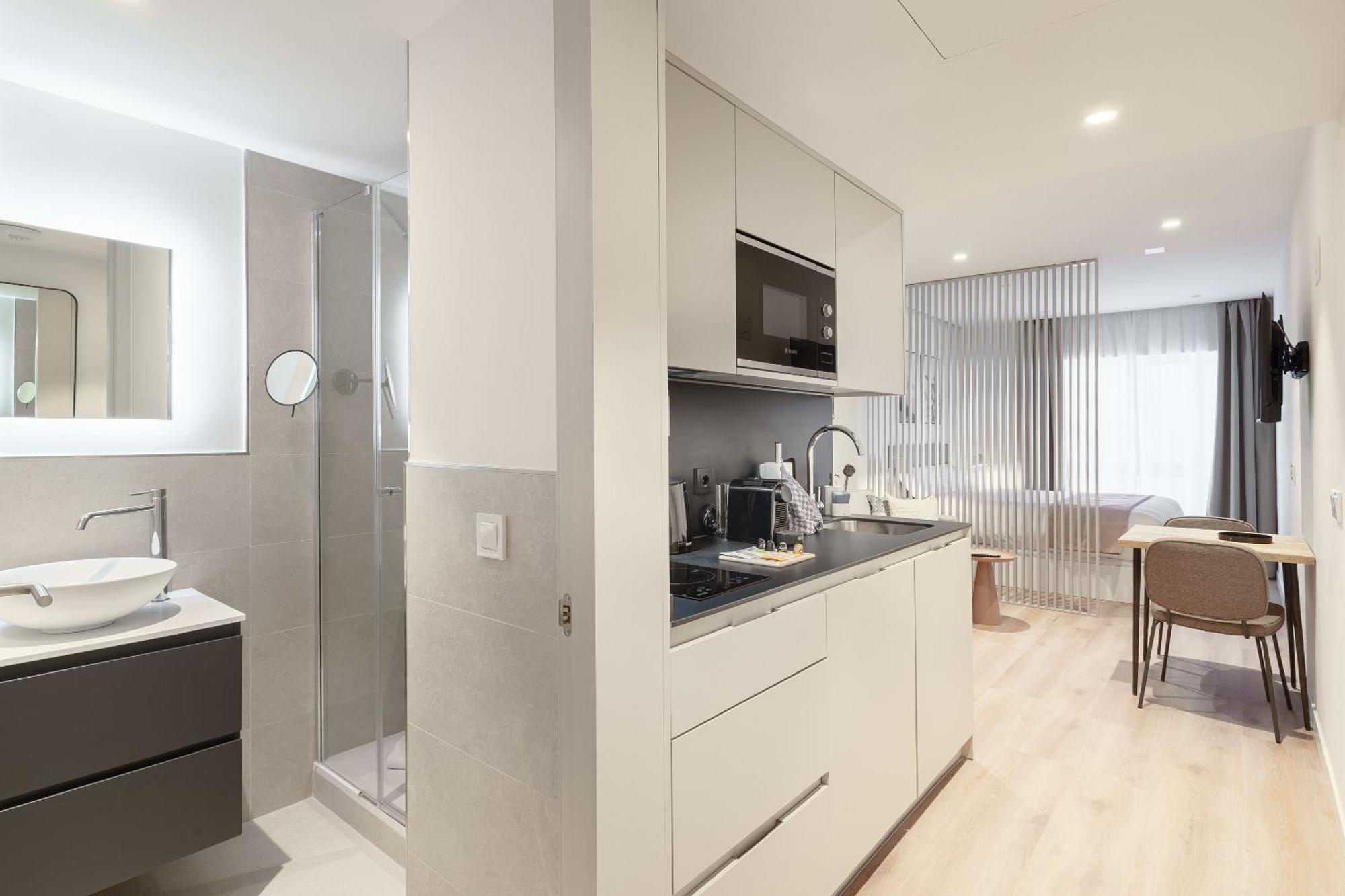 Limehome Calle De Juan Hurtado De Mendoza * Madrid