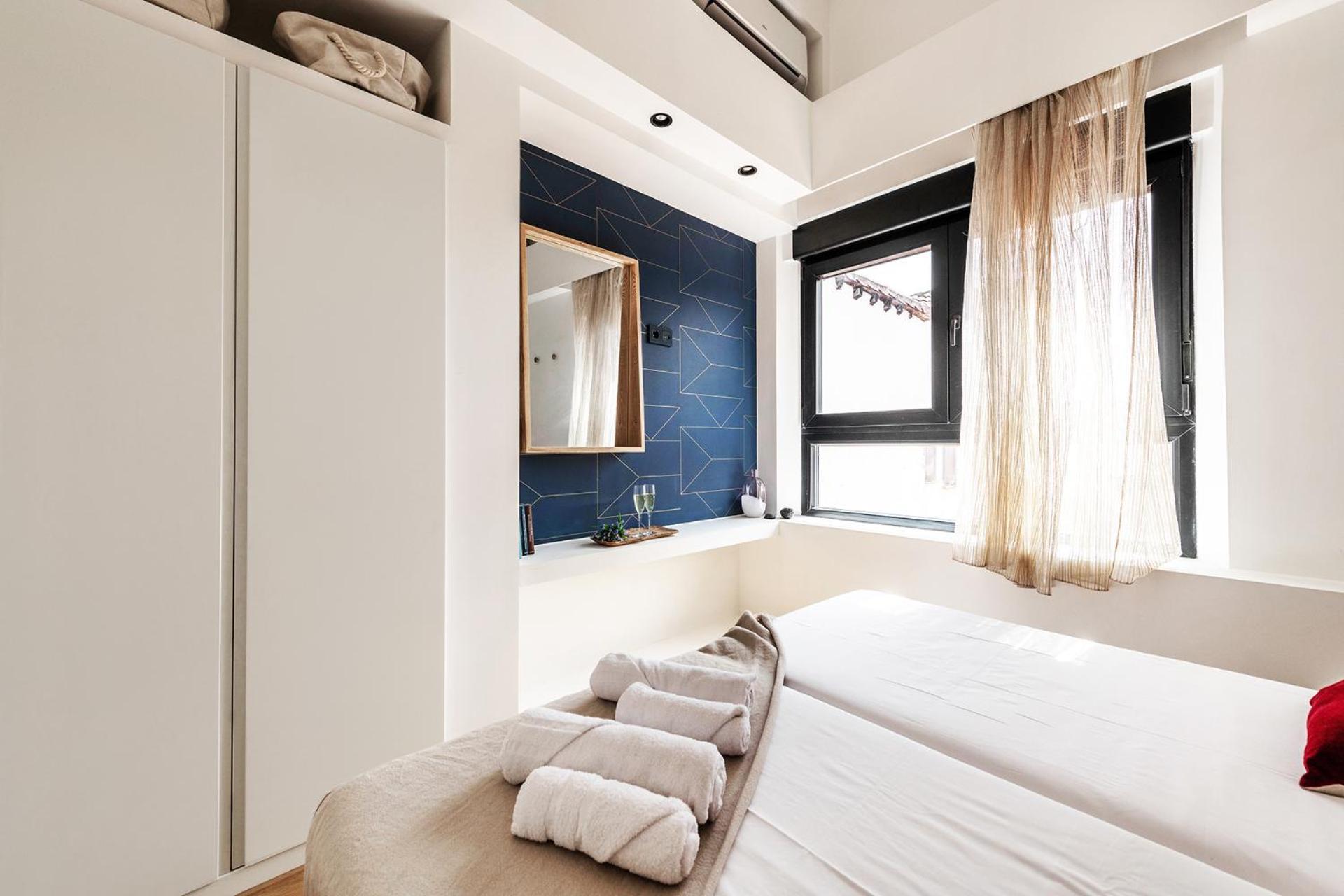 Apartment Bright Cozy -2beds 1bath-tirso De Molina