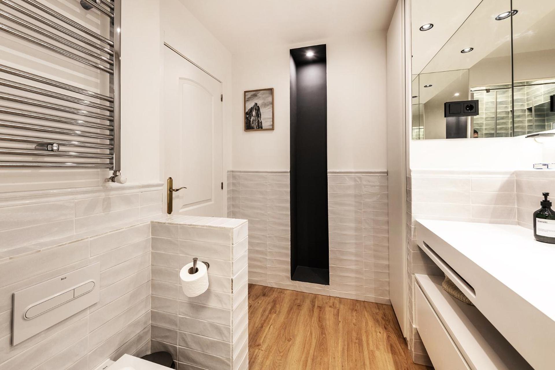 Bright Cozy -2beds 1bath-tirso De Molina Apartamento