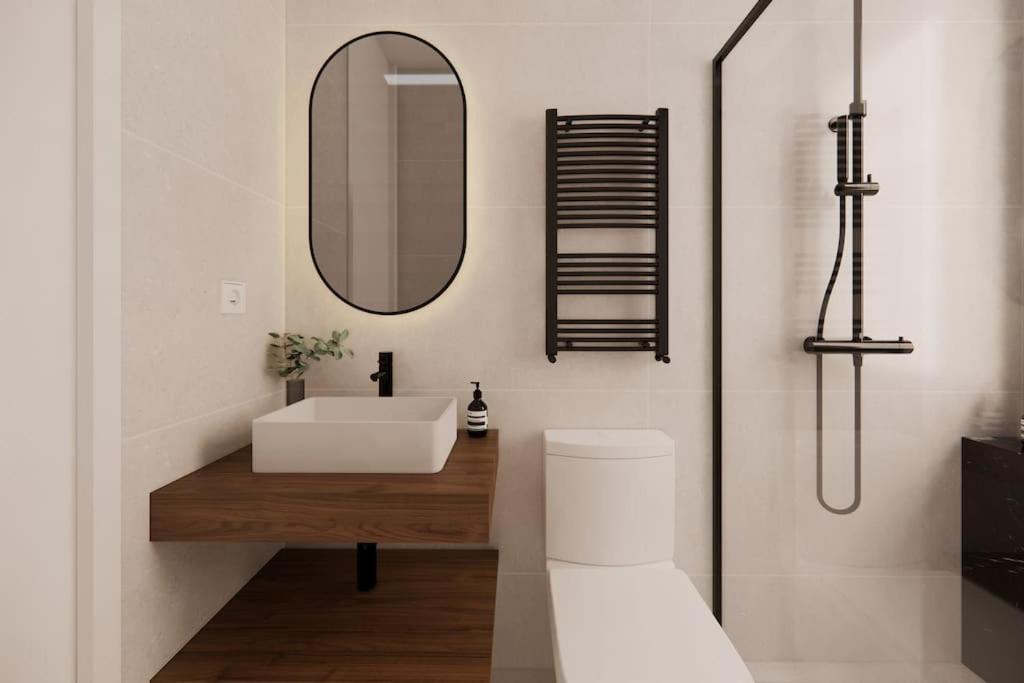 Fuencarral Living 7br 7bh *