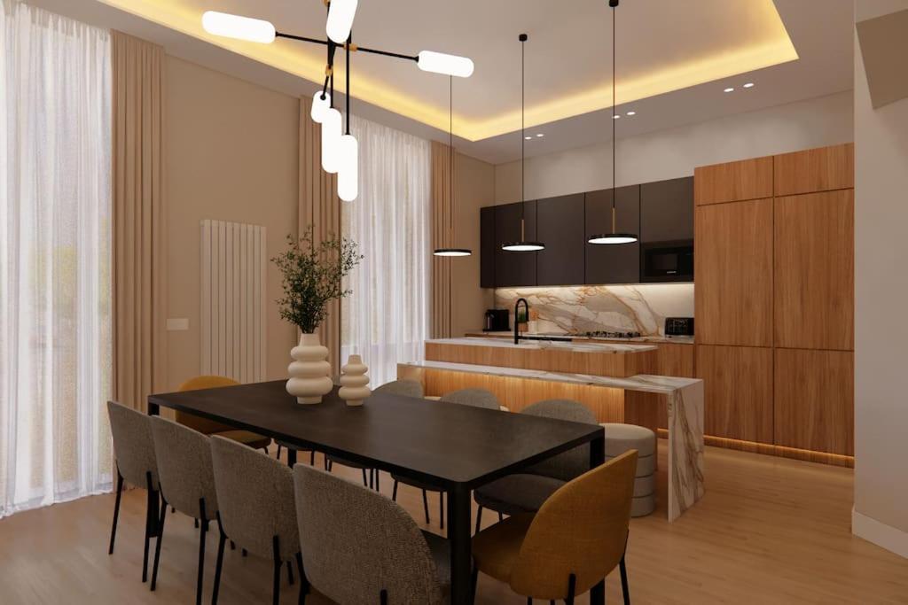 Fuencarral Living 7br 7bh * Madrid