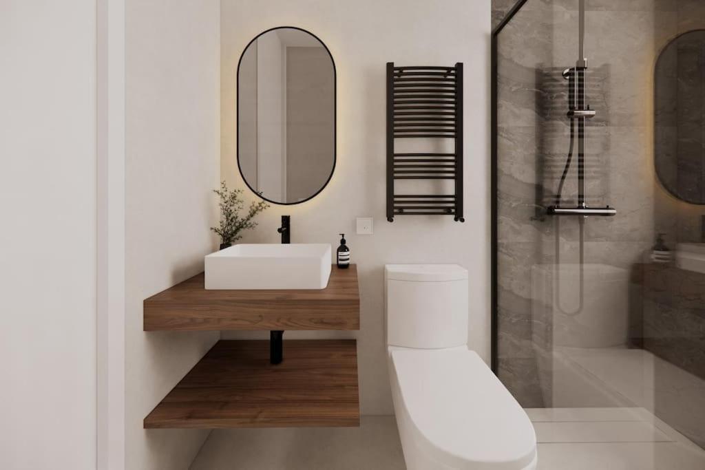 Fuencarral Living 7br 7bh Сasa de vacaciones