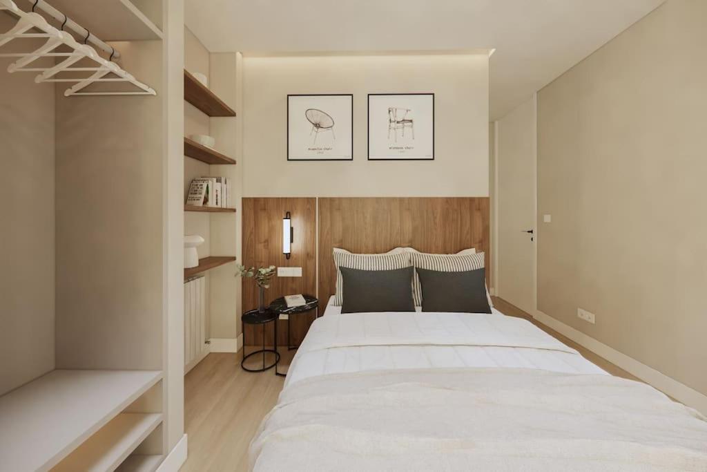 Fuencarral Living 7br 7bh *