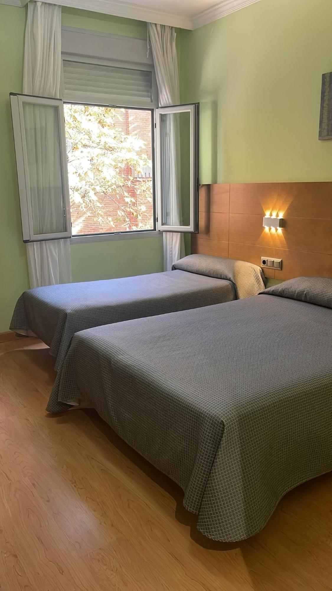 4c Puerta Europa Hotel 2*