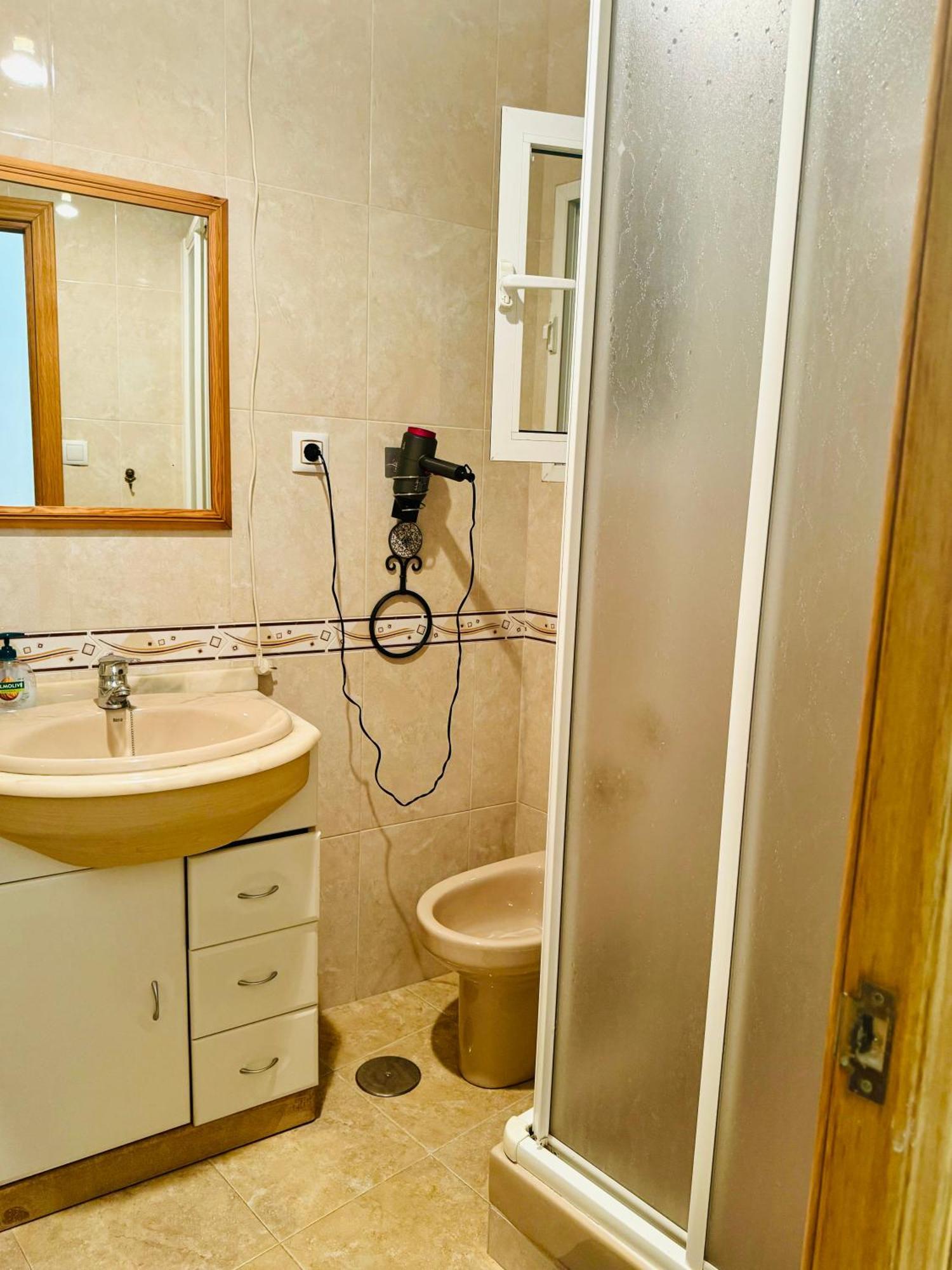 Apartamento Pisos Baraja Gl *