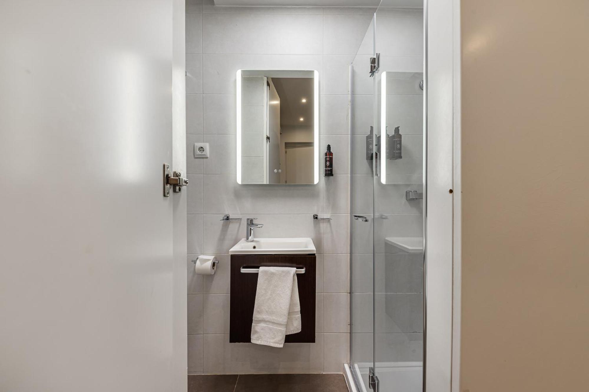 Apartamento Waou Plaza Mayor Ii - Alquiler Corta Duracion
