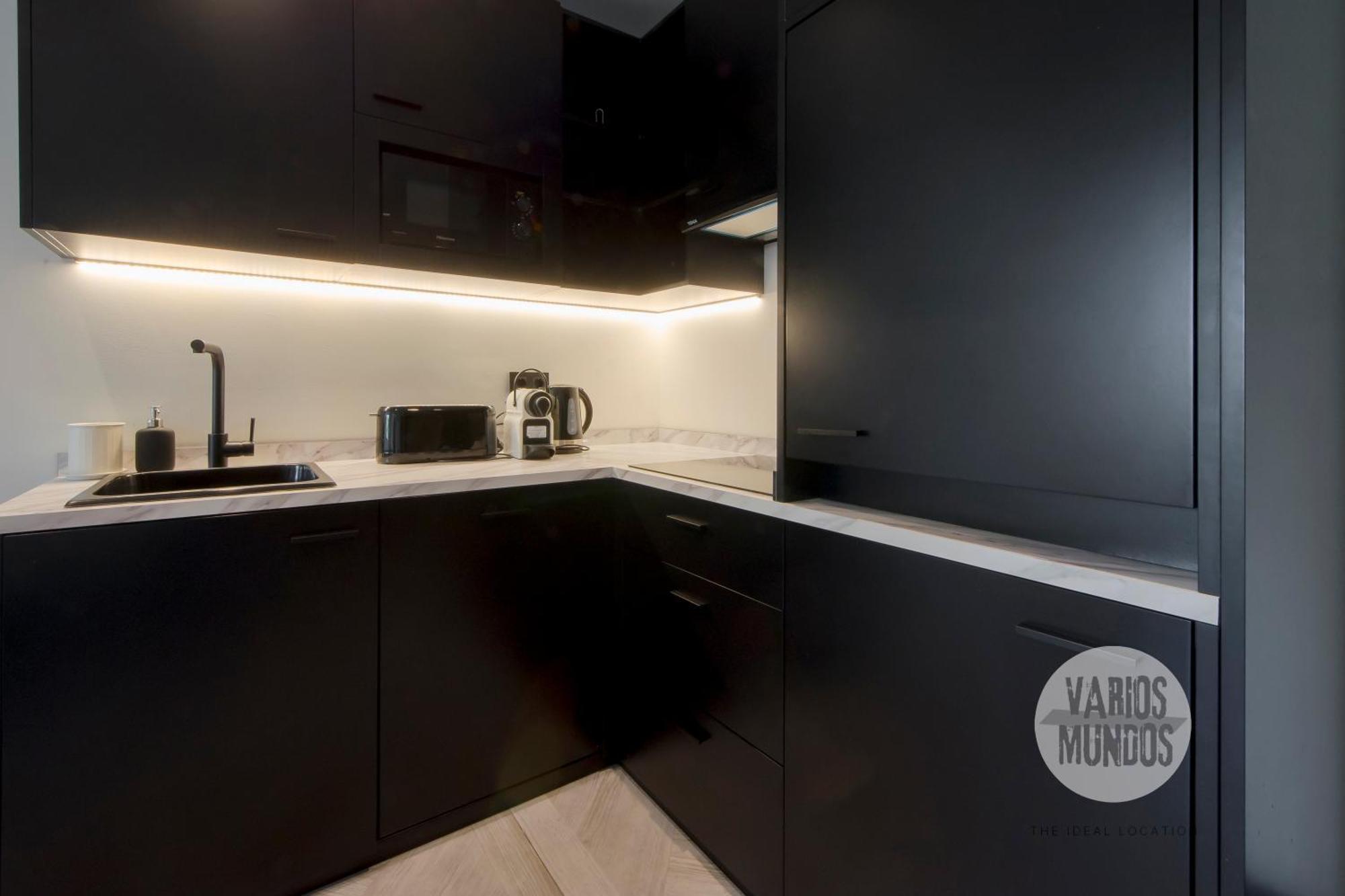 Apartamento Un Vibrante 4, Conoce Abada 2 E2 Madrid
