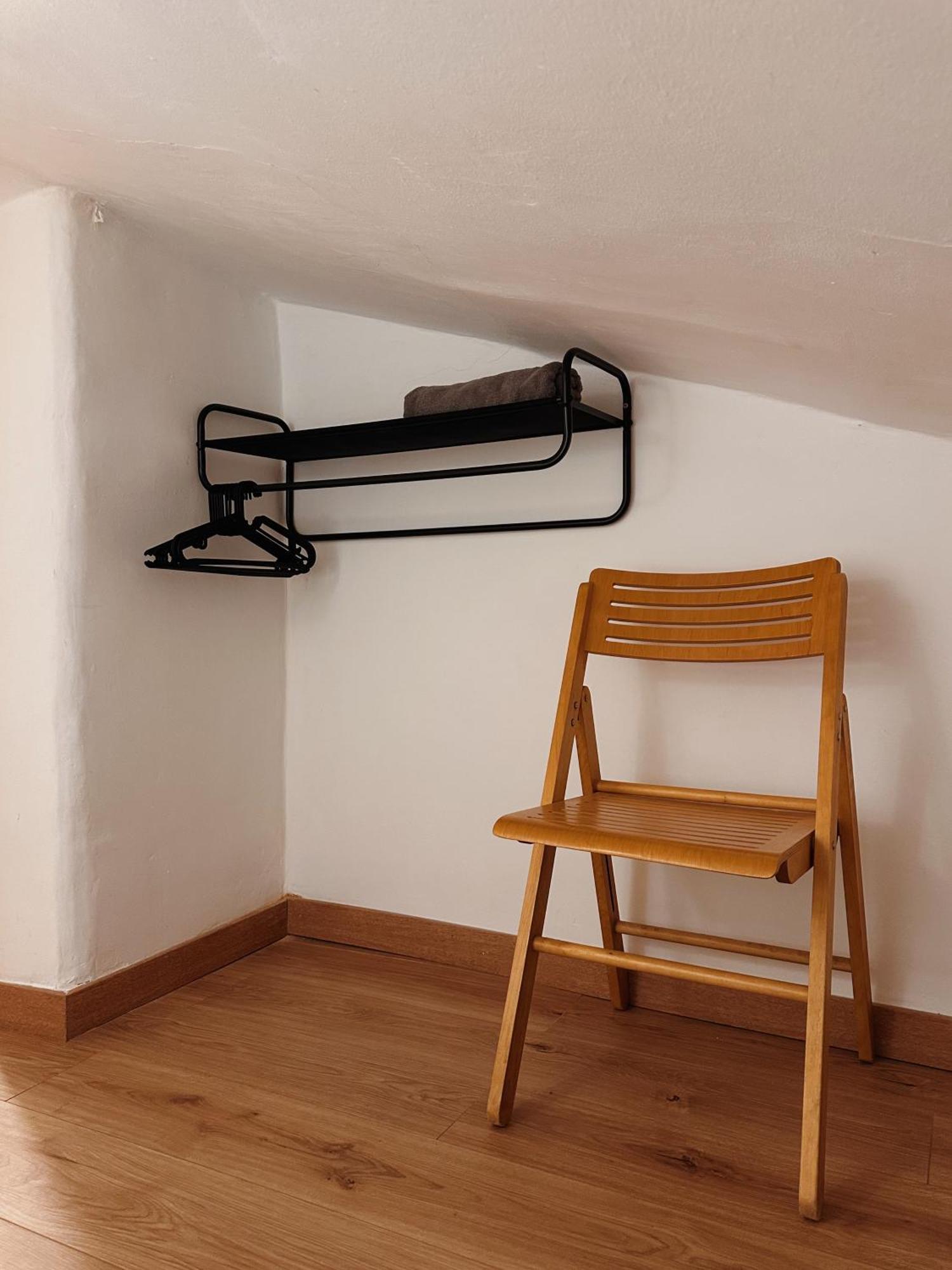 Buhardilla En Lavapies Cerca De Atocha Apartamento