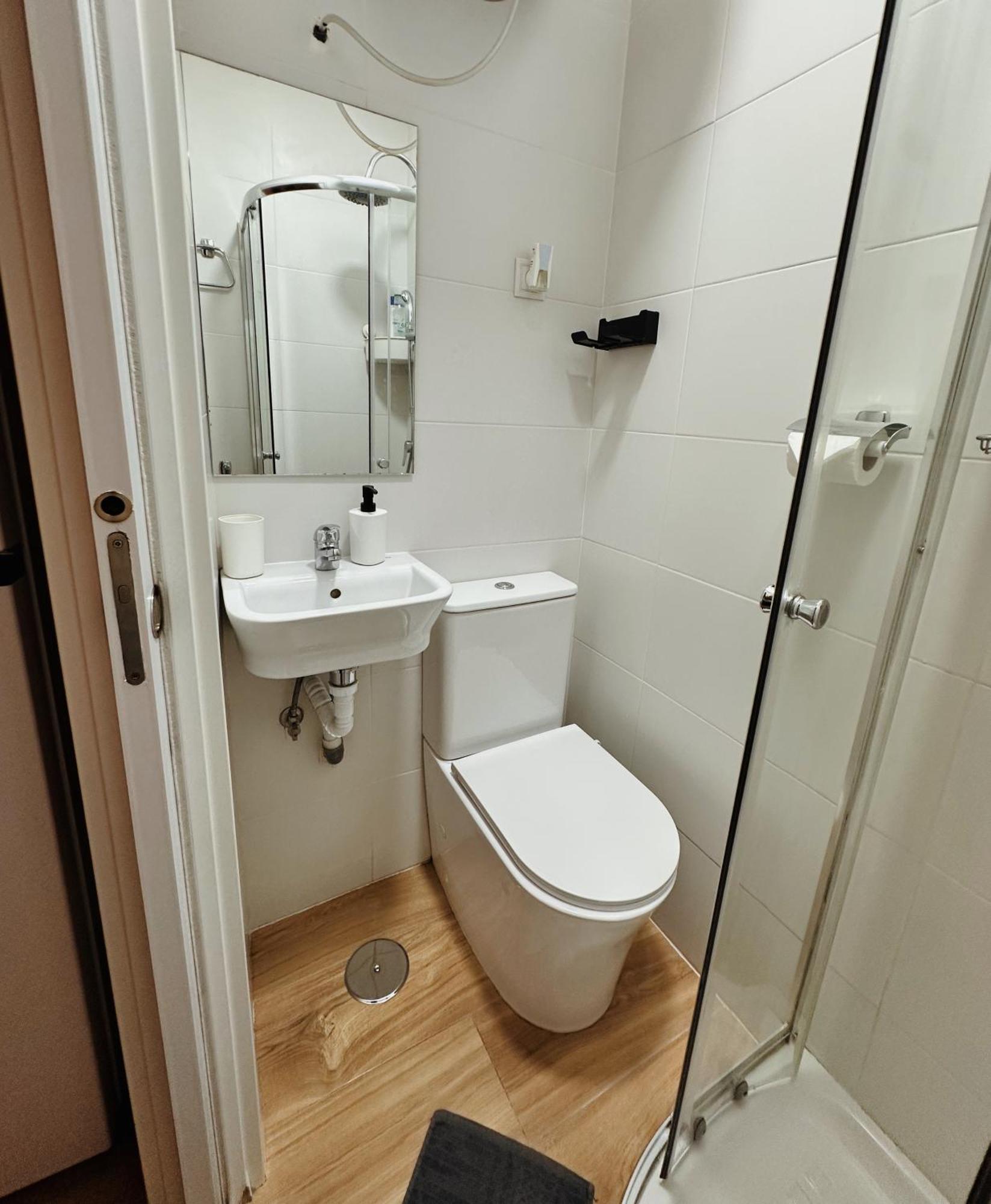 Buhardilla En Lavapies Cerca De Atocha Apartamento *