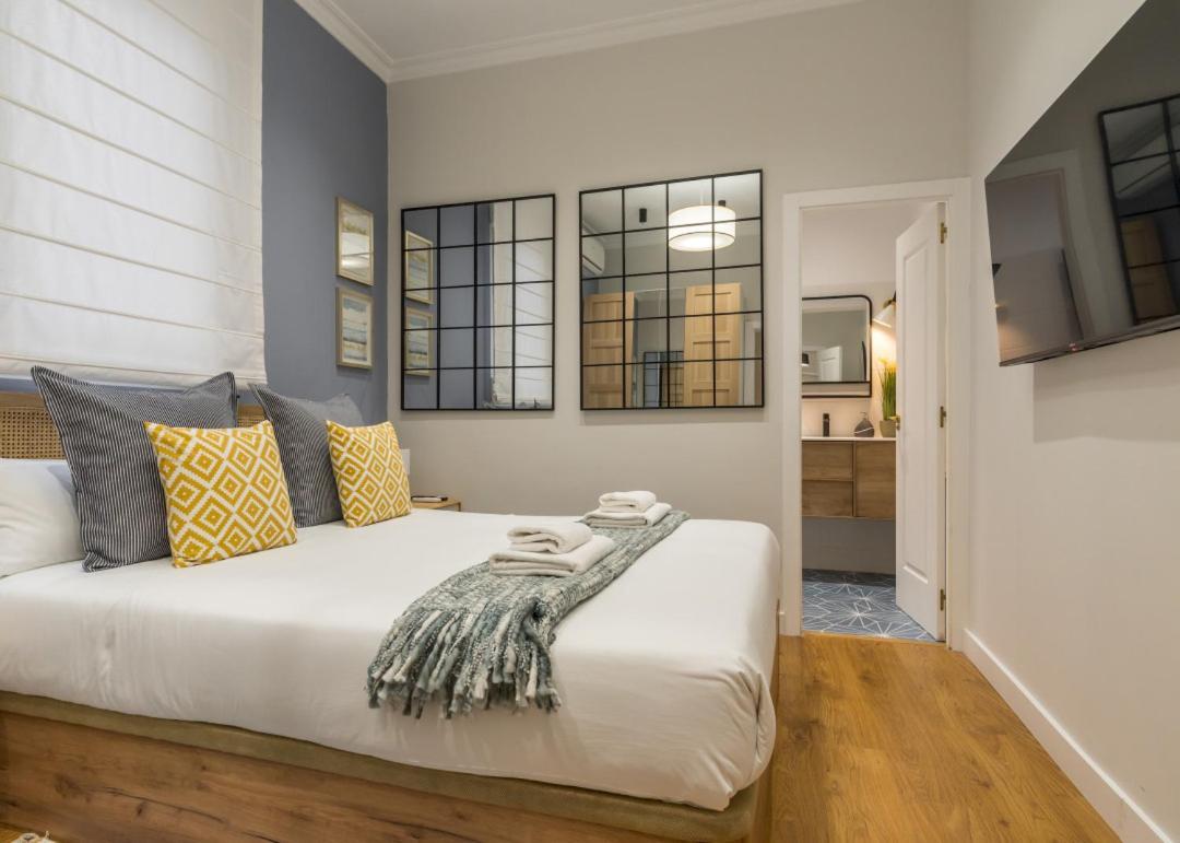 Wide And Modern -1bd 1,5 Bth- Malasana *