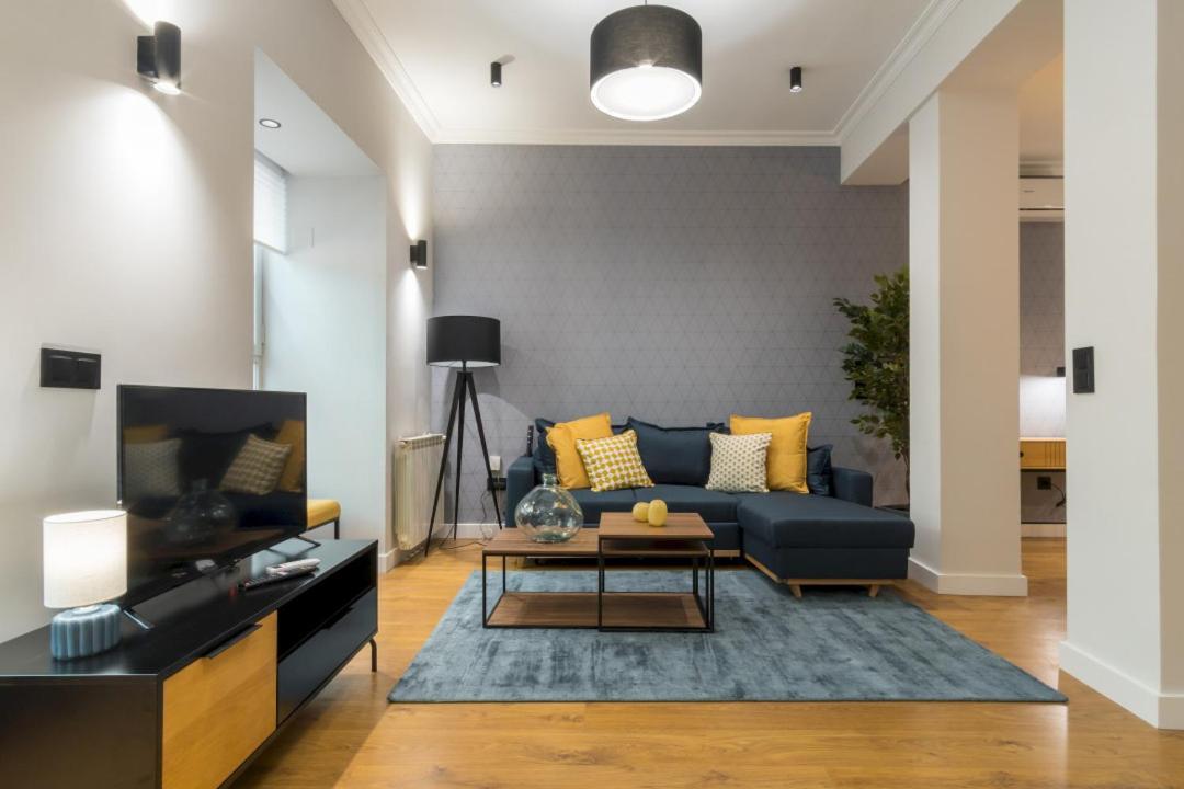 Apartamento Wide And Modern -1bd 1,5 Bth- Malasana *