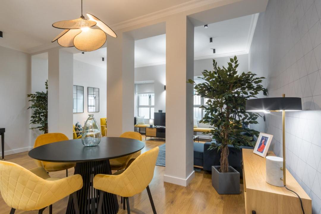 Wide And Modern -1bd 1,5 Bth- Malasana Apartamento Madrid