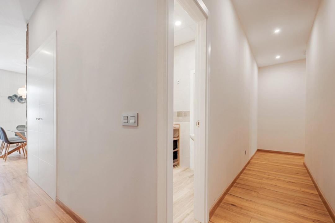 3 Bedrooms 3 Bathrooms Furnished - Justicia - Refurbished - Mintystay * Madrid